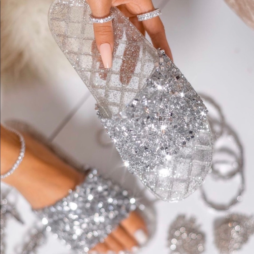Rhinestone glitter slide